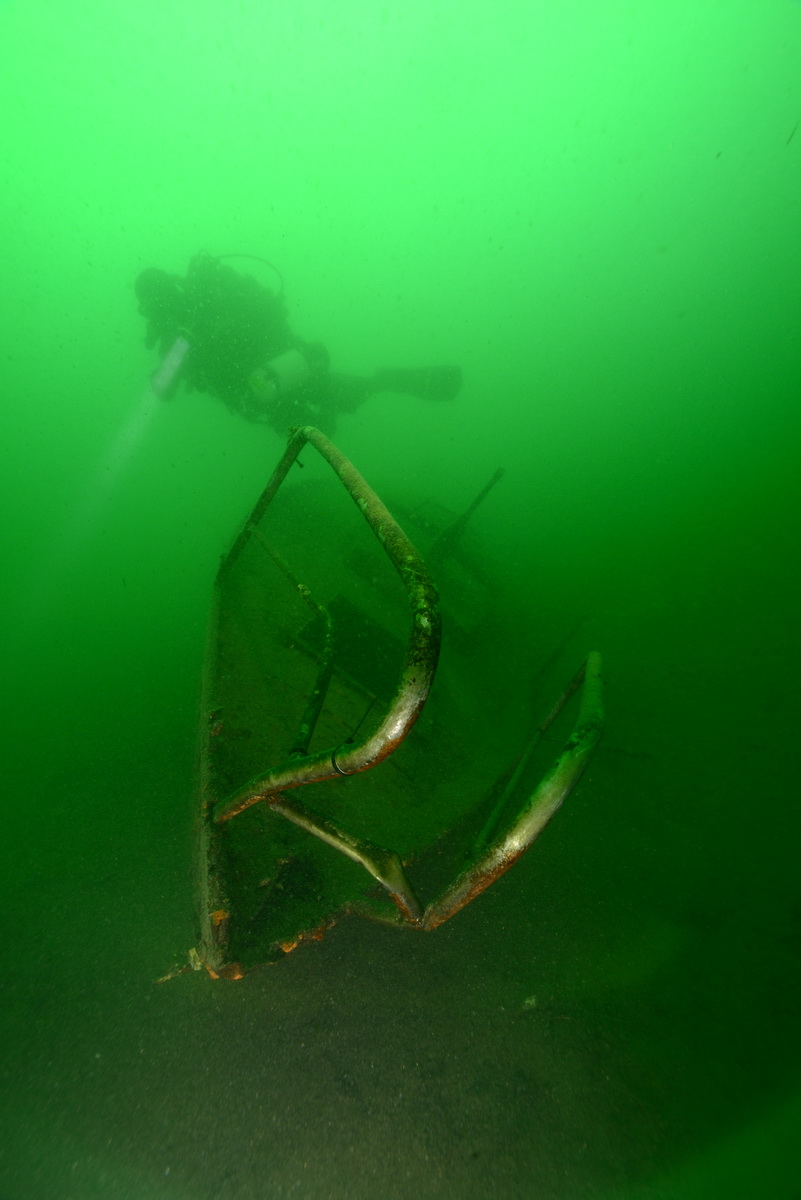 Wrakje van zeilboot