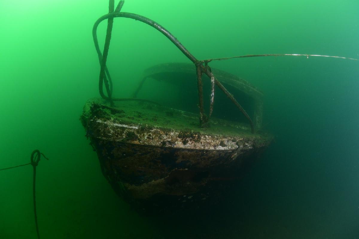 blauwe wrakje van de groene heuvels